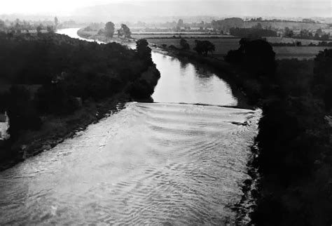 Amazing World Marvels: Tidal Bore: When Rivers Flow Against The Current