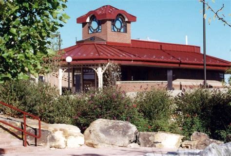 Harp Boathouse Visitor Center - HGF Architects