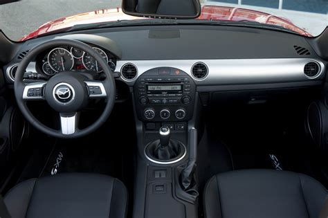 Mazda MX-5 III (NC) Restyling 2009 - 2015 Roadster :: OUTSTANDING CARS