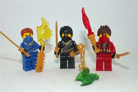 Ninjago Rebooted set of 3 Minifigures | minifigureoutlet