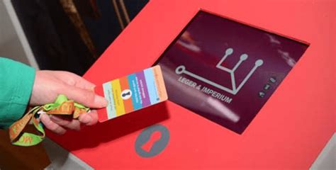 A Rfid system enables in Amsterdam visitors to follow a chosen ...