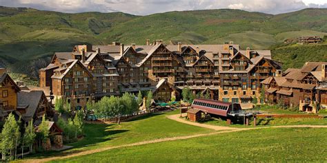 The Ritz-Carlton, Bachelor Gulch | Luxury 5 star hotel in Avon, CO