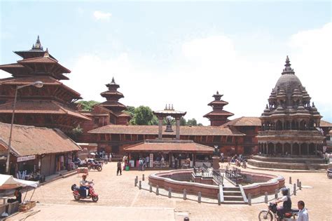 Visit Lalitpur (Patan): History of Lalitpur (Patan)