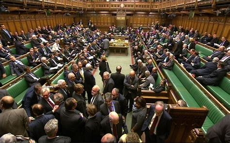 Government Loses Syria Vote Following Heated Debate (VIDEO) | HuffPost UK