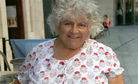 Miriam Margolyes clarifies remarks about Australians - Entertainment Daily