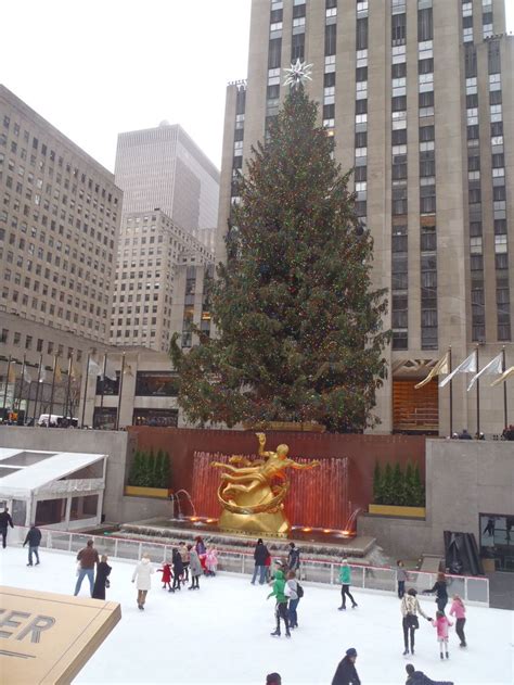 NYC at Christmas -- Rockefeller Center. 2010 trip!