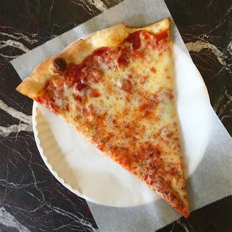 The BEST Pizza In New York City (With images) | New york pizza, Ny ...