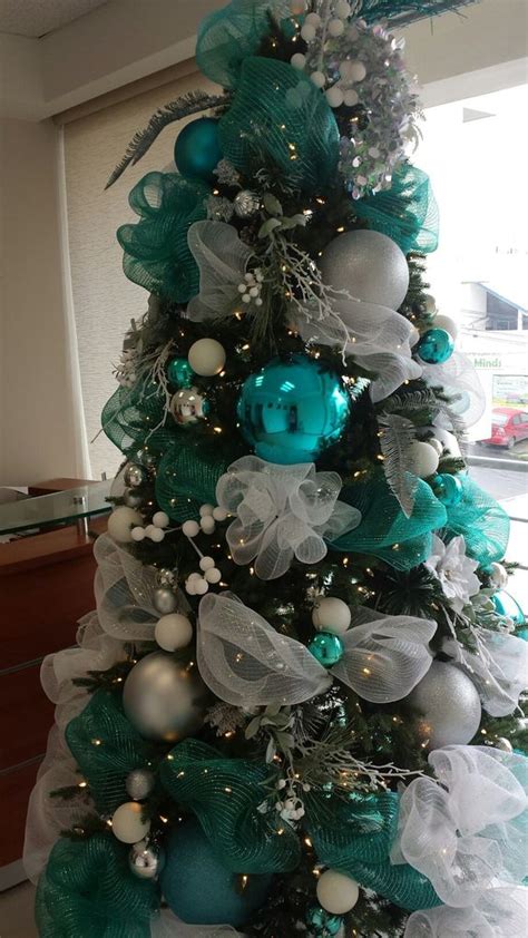 DIY Teal Christmas Decor Ideas for the Home - Party Wowzy