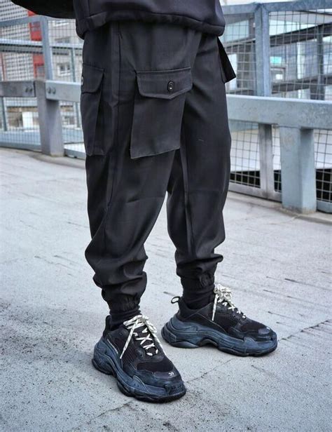 Balenciaga triple S with a tech look : Sneakers | Sneakers outfit men ...