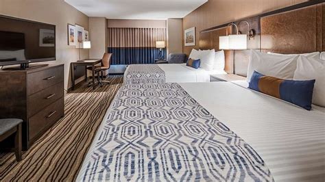 Best Western Plus Calgary Centre Inn - UPDATED 2024 Prices, Reviews ...