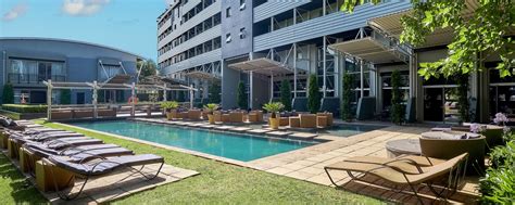 Complimentary Shuttle to Johannesburg Airport | Protea Hotel OR Tambo ...