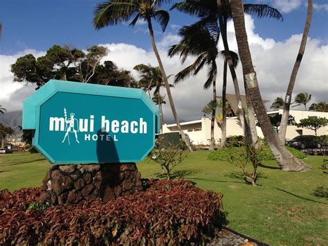 GREAT EATS HAWAII: MAUI BEACH HOTEL - KAHULUI, MAUI