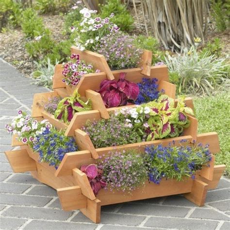 Unique Planter Ideas | Diy wooden planters, Wooden planters, Wooden ...