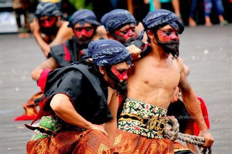 reog ponorogo by widyaandika on DeviantArt | Ponorogo, Deviantart, Culture