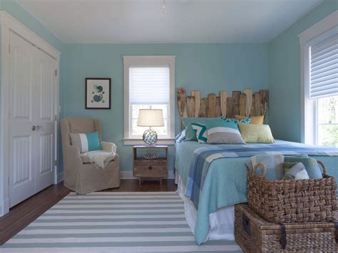 Guest bedroom | Guest bedroom, Bedroom colors, Bedroom color schemes