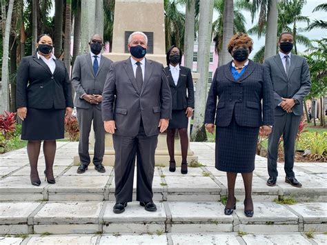 New magistrates sworn in at Main Supreme Court - ZNS BAHAMAS