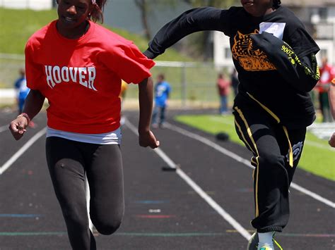 Fun and games at kids’ track and field day | USA TODAY High School Sports