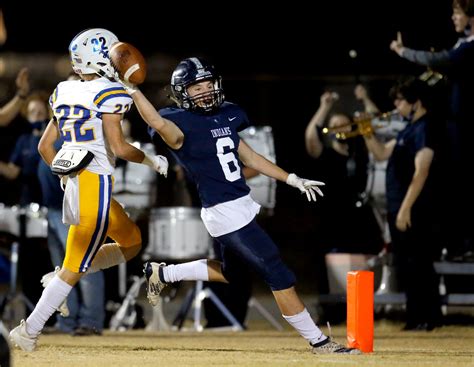 Oklahoma Class 5A football: El Reno forces six turnovers in first ...