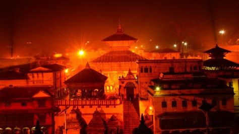 Pashupatinath Temple - Discover the history and its importance