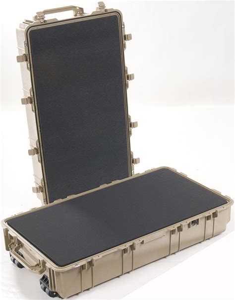 Pelican 1780 Waterproof Equipment Transport Case With Wheels | US Case