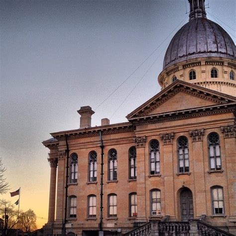 Macoupin County Courthouse - Courthouse in Carlinville