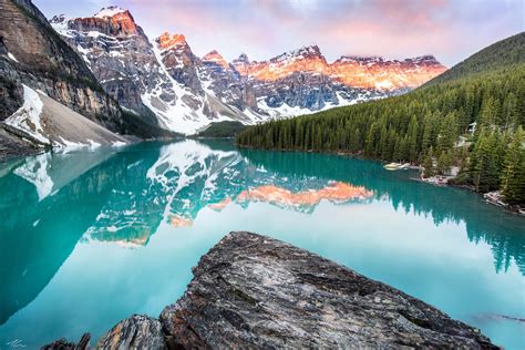 Moraine Lake during sunrise. Alberta Canada. [OC][4500x3000] | Canada ...