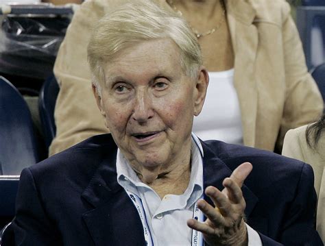 Sumner Redstone, who built media empire including CBS, dies