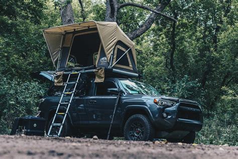 Roof Top Tents: Freespirit Recreation Adventure Series – Venture ...