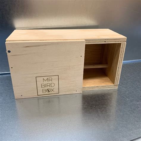 Gouldian Finch Nest Box – MrBirdBox