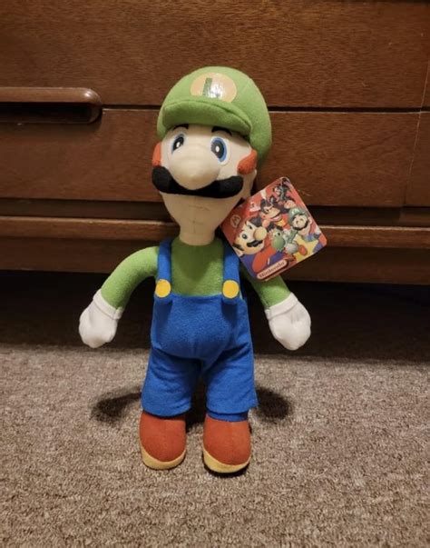 I’m Looking for a Kellytoy Luigi Plush (9 inches) : r/MamaLuigi