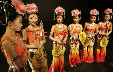 Asian American: CULTURE GALLERY