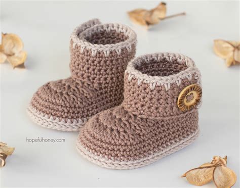 Crochet baby booties free pattern roundup - mallooknits.com