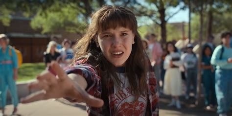 Stranger Things' Eleven Struggles Without Her Powers in Season 4 Clip