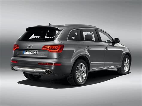 2013 Audi Q7 - Price, Photos, Reviews & Features