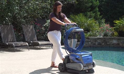 Dolphin M600 Review: The Top M‑Line Robot