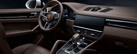 Exploring the 2019 Porsche Cayenne Interior | Victory Mitsubishi