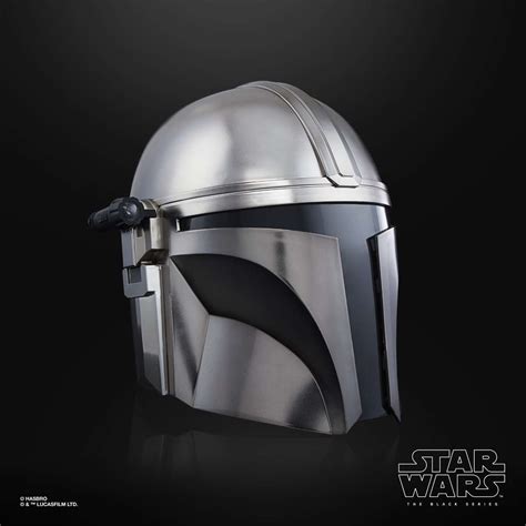 Star Wars: The Mandalorian Black Series Electronic Helmet Replica ...