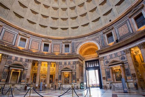 Pantheon Interior Description