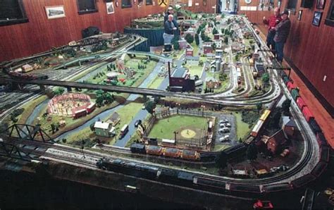 15 Amazing Model Train Layouts [WITH VIDEOS] - Toy Train Center