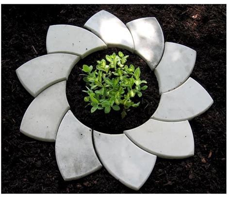 Garden Decor Concrete Landscape Molds | Cement garden, Garden edging ...