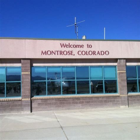 Montrose Regional Airport (MTJ) - 2100 Airport Rd