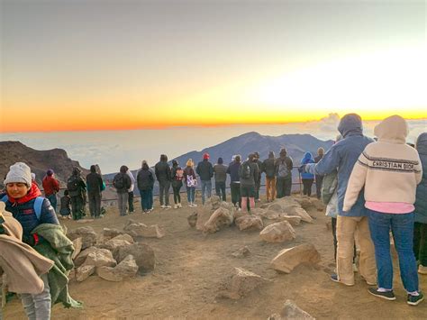 Is it Worth Doing a Haleakala Sunrise Tour on Maui? (2023)