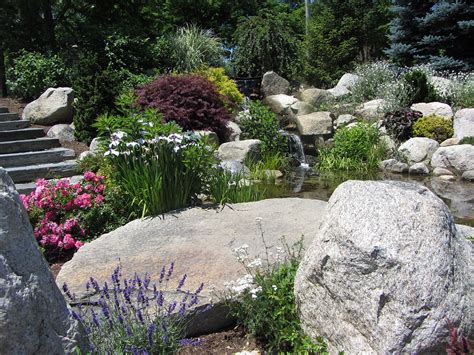 Create a Water-Wise Garden With Stone - Fine Gardening