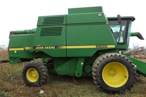 John Deere Combine Models: A Visual Guide