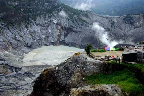 JackHouse: The Legend Of Mount “Tangkuban Perahu” Legend