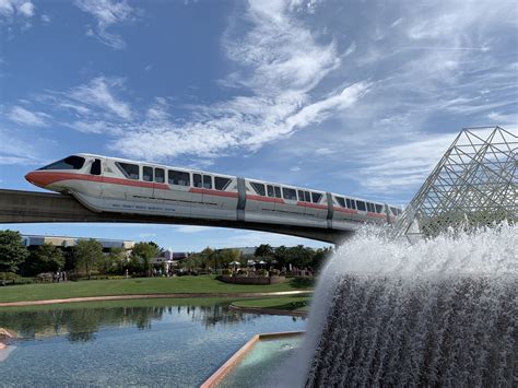 Disney World Monorail Map + Guide