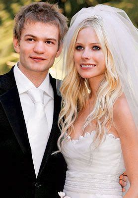 Avril Lavigne and Deryck Whibley Wedding - Celebrity Bride Guide ...