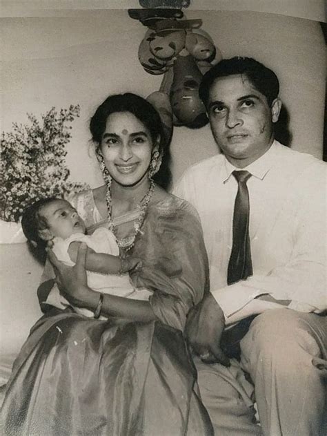 25 Facts About Nutan The Legendary Actress Who Had A Glorious Bollywood ...