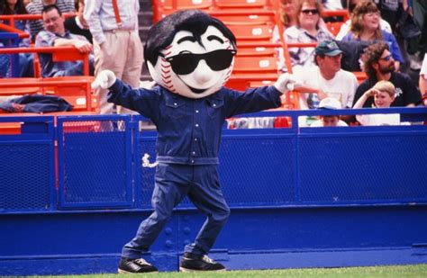 Mr. Met, the NY Mets Mascot - Mets History