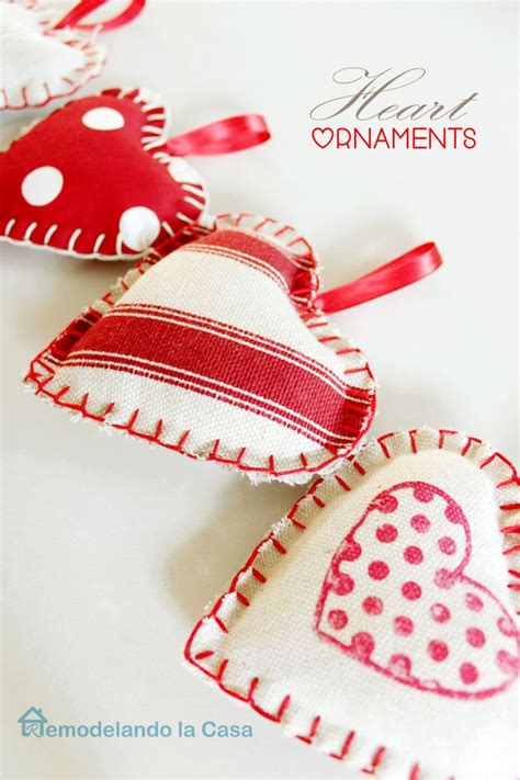 Fabric Heart Ornaments | Valentine's day diy, Valentines diy, Fabric hearts